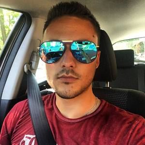 Meet your Posher, Martin